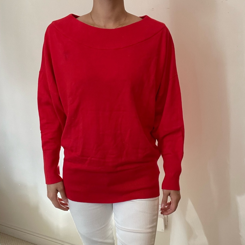 Versatile Express sweater - Picture 4 of 4